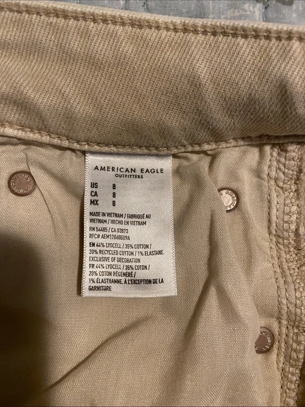American Eagle Baggy Khaki Shorts